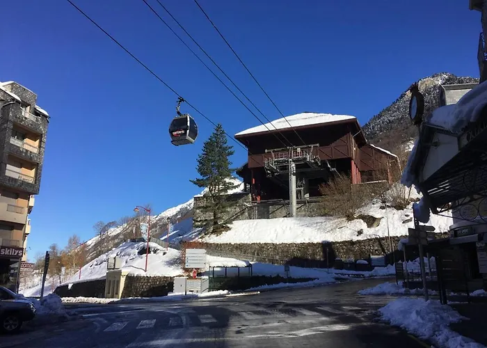 T2 Cosy Avec Parking Et Cellier à Skis à - Fr-1-812-19 Appartement